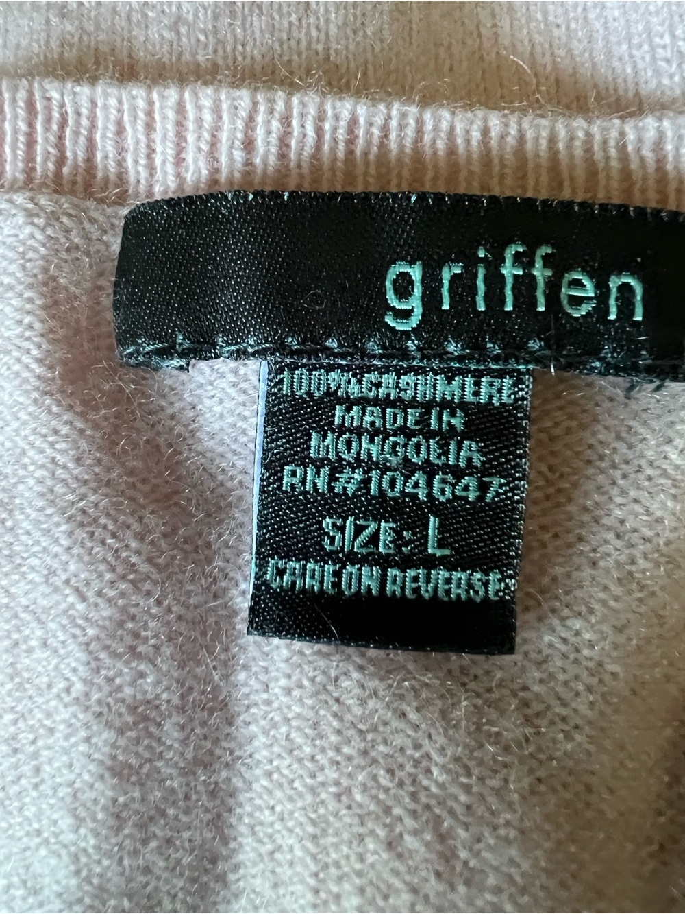 3 cashmere sweaters..pink aqua mint green..crewneck turtleneck v neck - Picture 5 of 9
